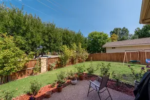 204 Fox Wood Dr, McKinney, TX 75071 - Photo 22