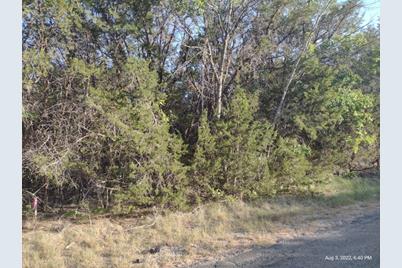 1011 Comanche Cove Drive, Granbury, TX 76048 - Photo 4