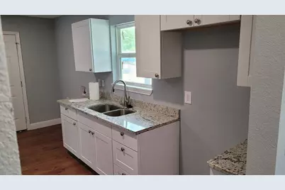 1102 Sproles Drive, Benbrook, TX 76126 - Photo 6