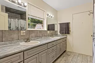 150 County Rd 35980, Arthur City, TX 75411 - Photo 20
