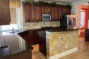 1343 Valley Vista Dr, Irving, TX 75063 - Photo 10