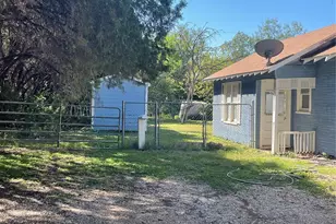 241 N 14th St, Abilene, TX 79601 - Photo 2