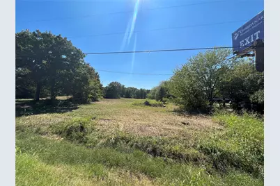1300 Shannon Road W, Sulphur Springs, TX 75482 - Photo 10