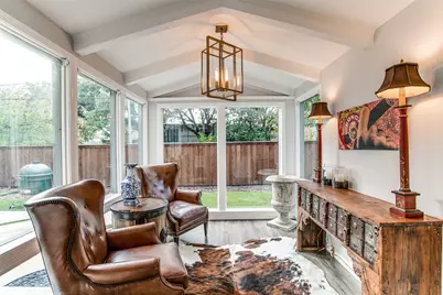 4107 Rock Creek Drive, Dallas, TX 75204 - Photo 12