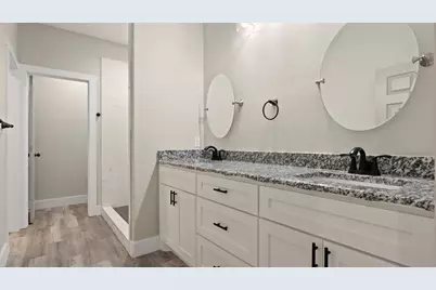 1228 S Rusk Street W, Sherman, TX 75090 - Photo 8