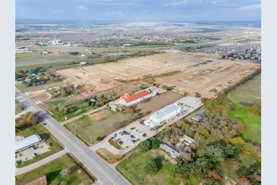 1724 W Henderson Street, Cleburne, TX 76033 - Photo 14