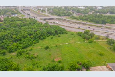 1218 W Church Street, Grand Prairie, TX 75050 - Photo 4