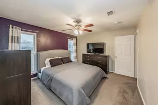 221 Kalmia Dr, Arlington, TX 76018 - Photo 20