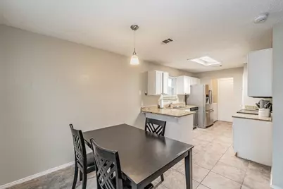 221 Kalmia Drive, Arlington, TX 76018 - Photo 8