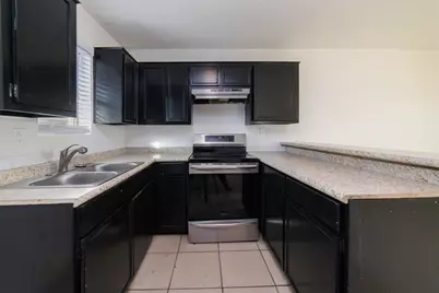 3844 Waldorf Street, Fort Worth, TX 76119 - Photo 10