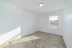 3844 Waldorf St, Fort Worth, TX 76119 - Photo 14