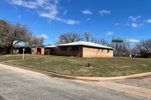 915 Westwood Dr, Abilene, TX 79603 - Photo 2