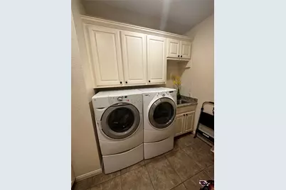 1602 Jefferson Street, Bowie, TX 76230 - Photo 12