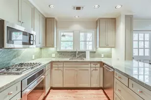 3624 Westcliff Rd S, Fort Worth, TX 76109 - Photo 8