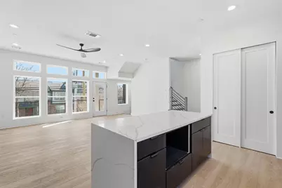 2202 N Carroll Avenue, Dallas, TX 75204 - Photo 16