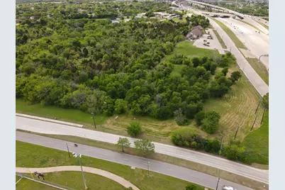 2200 N Carrier Parkway, Grand Prairie, TX 75050 - Photo 10