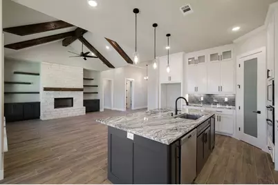 2067 Sunset Ridge Drive, Weatherford, TX 76087 - Photo 14