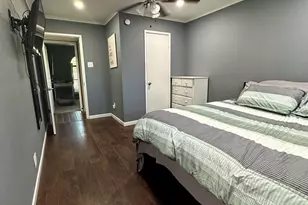 1013 Las Flores Ct, Grand Prairie, TX 75052 - Photo 34