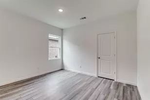1512 Ancer Wy, Fort Worth, TX 76052 - Photo 6