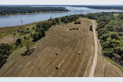 343 Private Road 7327, Emory, TX 75440 - Photo 10