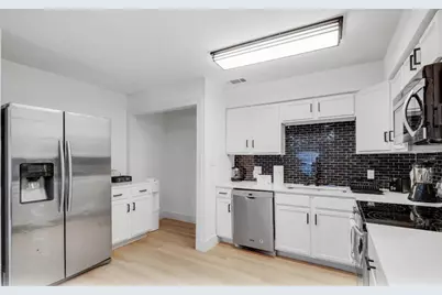 5041 Thunder Road, Dallas, TX 75244 - Photo 4