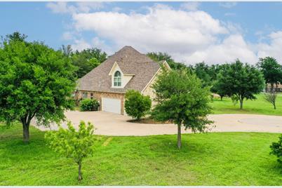 1231 Waters Edge Lane, Glen Rose, TX 76043 - Photo 2