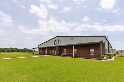 836 S Debbie Lane, Pilot Point, TX 76258 - Photo 6