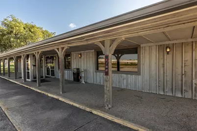 212 S Hickory Street, Abbott, TX 76621 - Photo 10