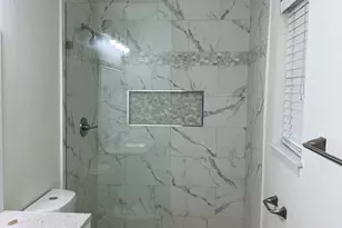 384 W Van Alstyne Pkwy, Van Alstyne, TX 75495 - Photo 4