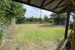 1926 N 1st St, Abilene, TX 79603 - Photo 10