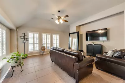 633 Shotwell Street, Crowley, TX 76036 - Photo 8