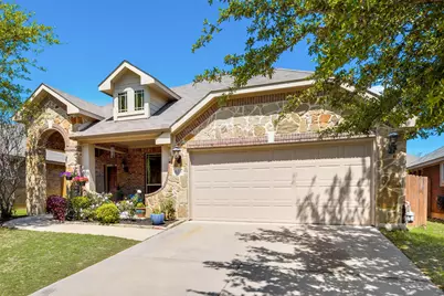 633 Shotwell Street, Crowley, TX 76036 - Photo 2