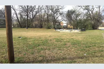 7817 Hull Avenue, Dallas, TX 75216 - Photo 1