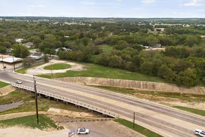938 E Henderson Street, Cleburne, TX 76031 - Photo 8