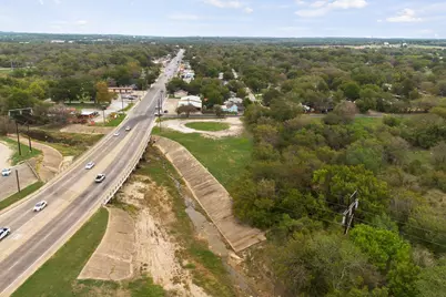 938 E Henderson Street, Cleburne, TX 76031 - Photo 10