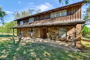 2021 W Walker St, Denison, TX 75020 - Photo 4