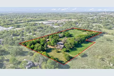 2021 W Walker Street, Denison, TX 75020 - Photo 2