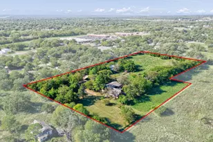 2021 W Walker St, Denison, TX 75020 - Photo 2