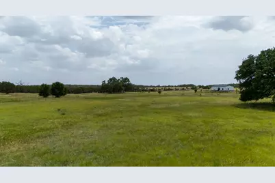 320 S Waterbuck Way, Lampasas, TX 76550 - Photo 6