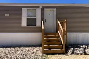 3317 Brazos River Dr, Granbury, TX 76048 - Photo 2