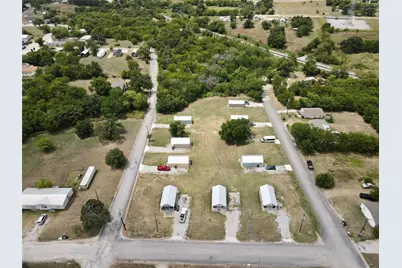 509 Ussery Street, Bowie, TX 76230 - Photo 4