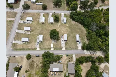 509 Ussery Street, Bowie, TX 76230 - Photo 1