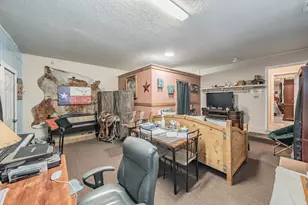 113 Hankins Dr, Azle, TX 76020 - Photo 14