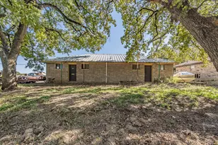 113 Hankins Dr, Azle, TX 76020 - Photo 24