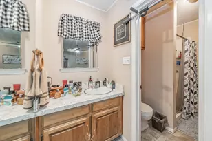 113 Hankins Dr, Azle, TX 76020 - Photo 12