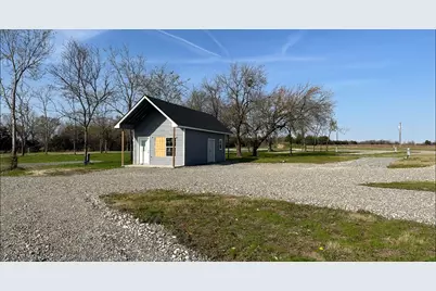 2141 Hwy 64, Ladonia, TX 75449 - Photo 12