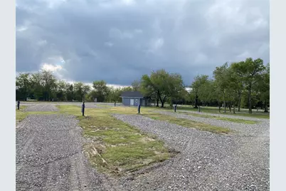 2141 Hwy 64, Ladonia, TX 75449 - Photo 24