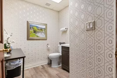 11 N Main Street, Cleburne, TX 76033 - Photo 24