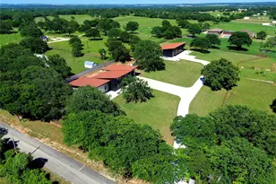 13240 Briar Rd, Azle, TX 76020 - Photo 36