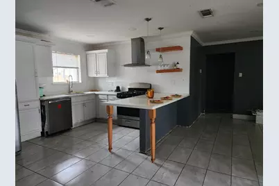 1811 Kent Drive, Arlington, TX 76010 - Photo 8